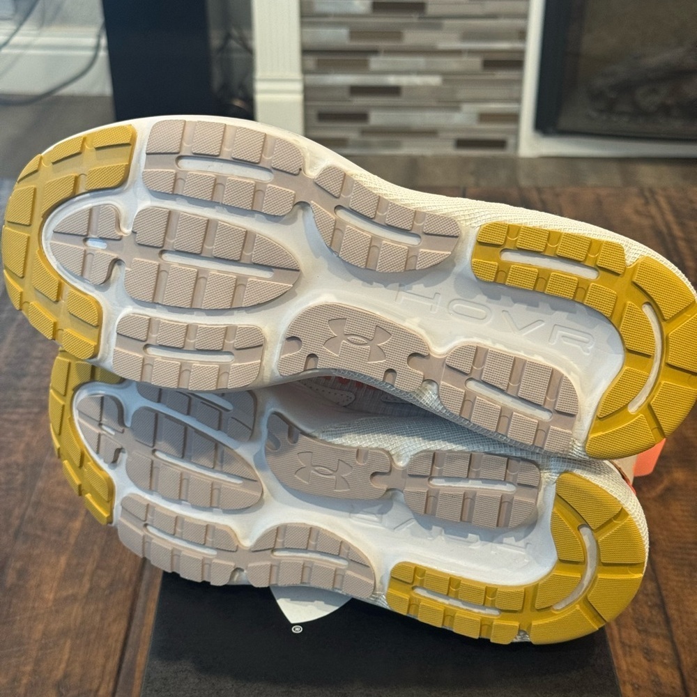 Under Armour HOVR Mega 2 Movement Unisex Sportstyle Shoe (NWOT) - Picture 5 of 11